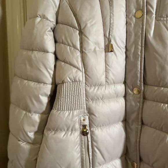 Laundry by Design Ivory Puffer Jacket with Faux Fur - Picture 5 of 12